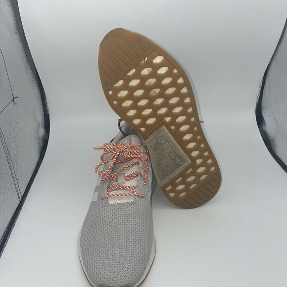 Adidas Originals NMD R2 Boost Summer Crystal Size 10 Sneakers CQ3080 - Picture 6 of 6